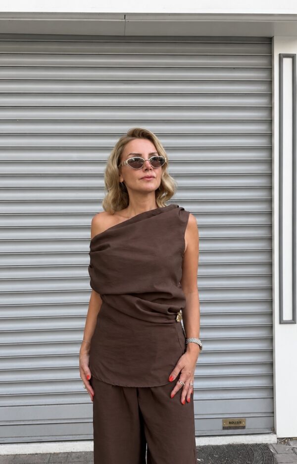 Acı Kahve Gold Toka Detaylı Saten Bluz Pantolon Takım