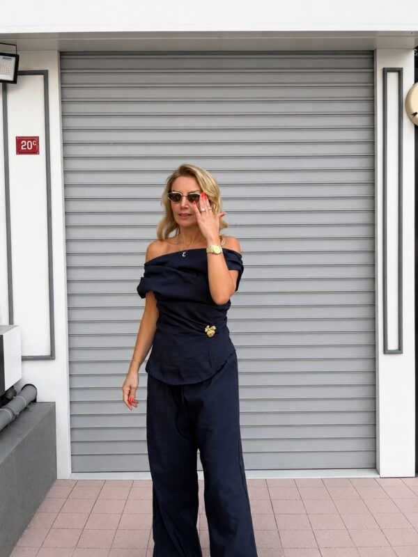 Lacivert Gold Toka Detaylı Saten Bluz-Pantolon Takım