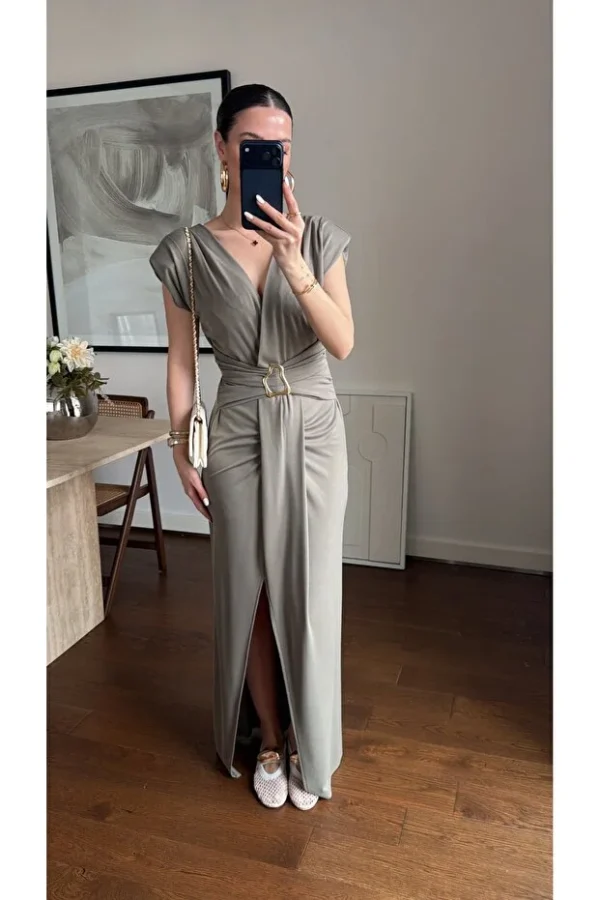 Krem Drapeli Gold Toka Detaylı Elbise