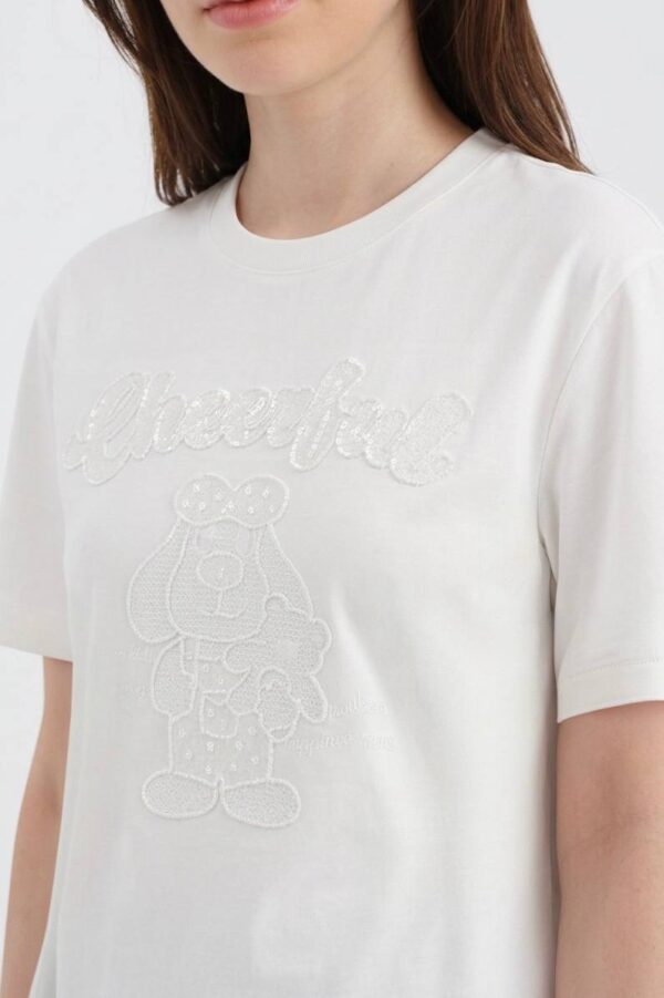 Beyaz Boncuk İşlemeli Oversize T-shirt